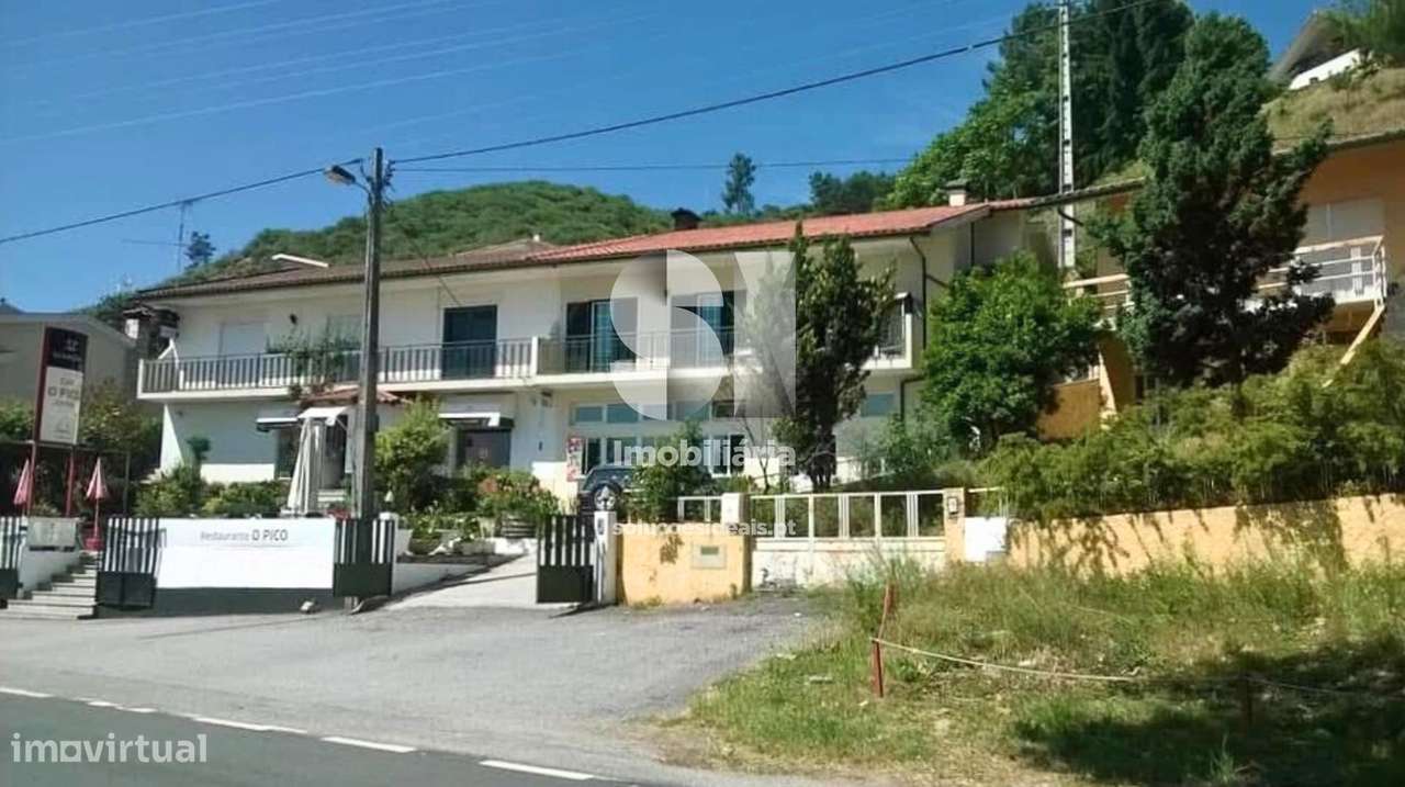 Restaurante e Moradia T9 - Grande imagem: 3/49