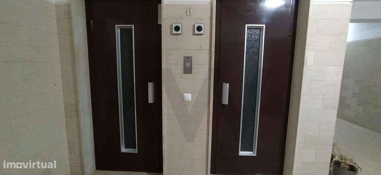 Apartamento T1 Pronto a Habitar com Vista Panorâmica – Bairro do Revol-15