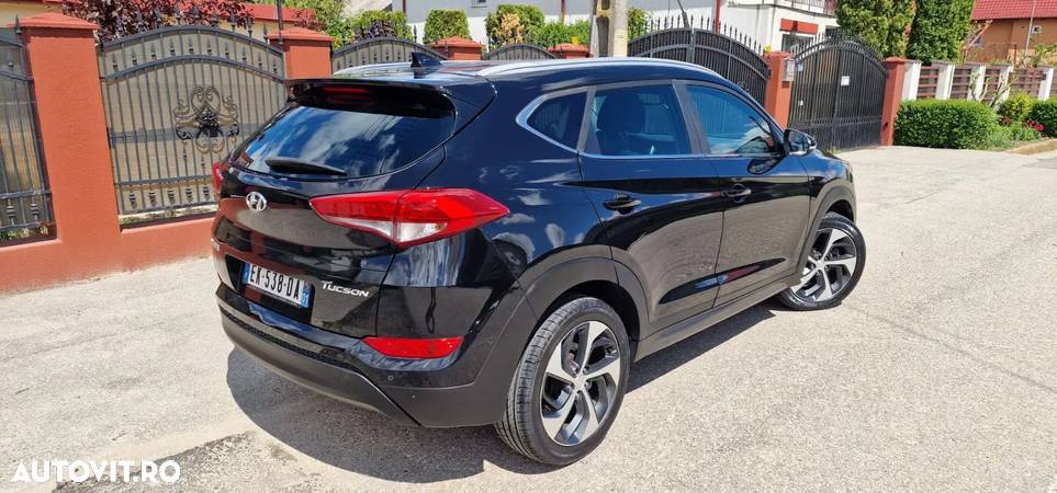 Hyundai Tucson blue 1.7 CRDi 2WD Passion Plus - 28