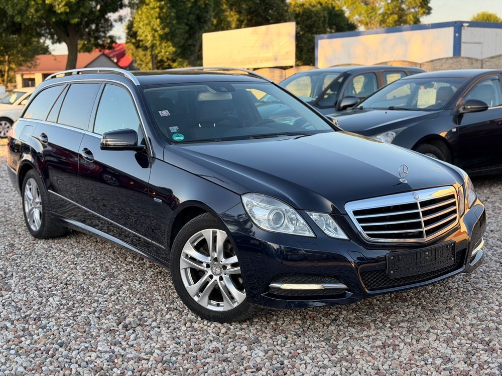 Mercedes-Benz E W212/W207 200 CGI BlueEffICIENCY Avantgarde 2011