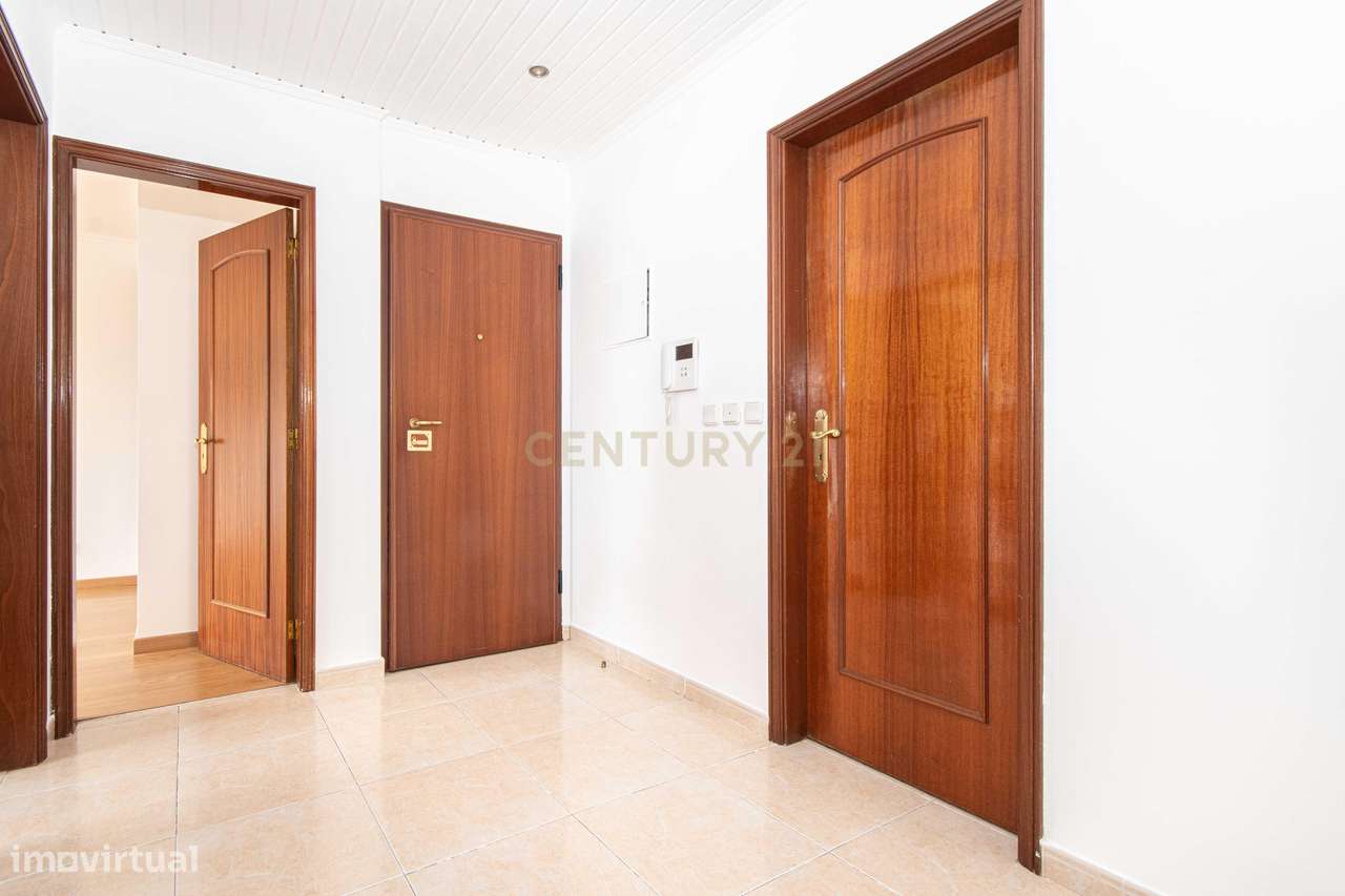 Apartamento T2 Alto da Mira - Grande imagem: 2/21