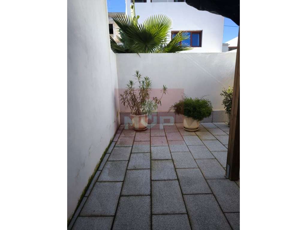 Moradia T2 no centro da Fuseta-27