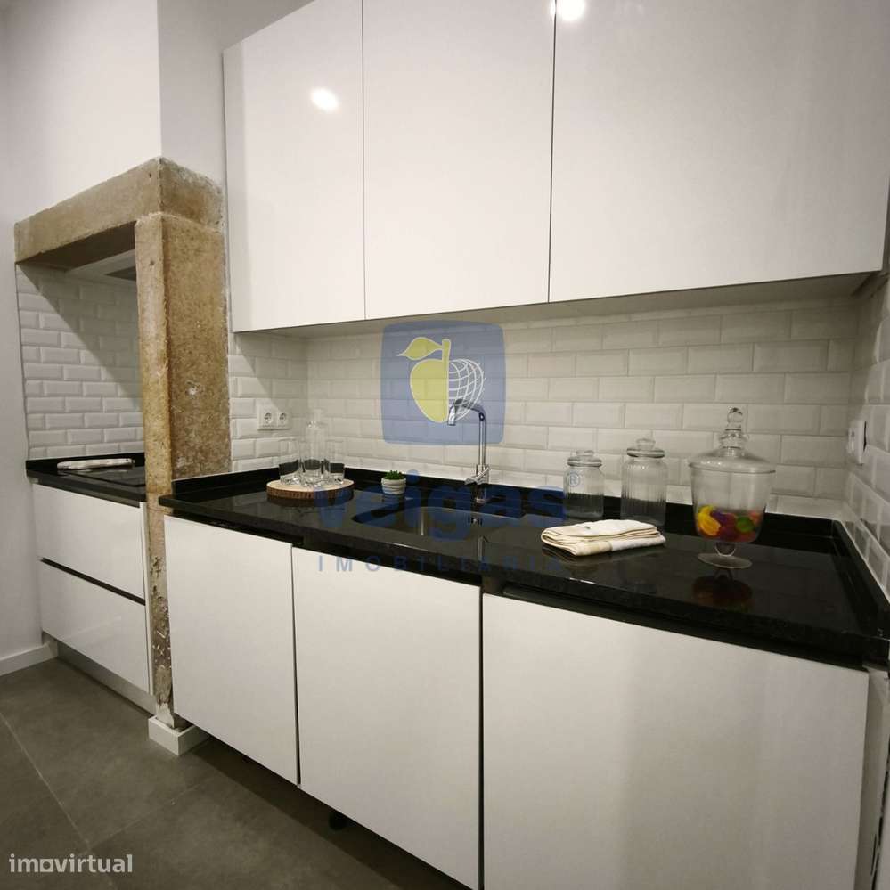 Apartamento renovado com 3 quartos em Benfica, Lisboa-24