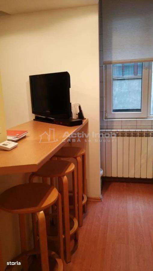 2 Camere, Cismigiu (Brezoianu), Centrala proprie - Imagine principală: 5/11