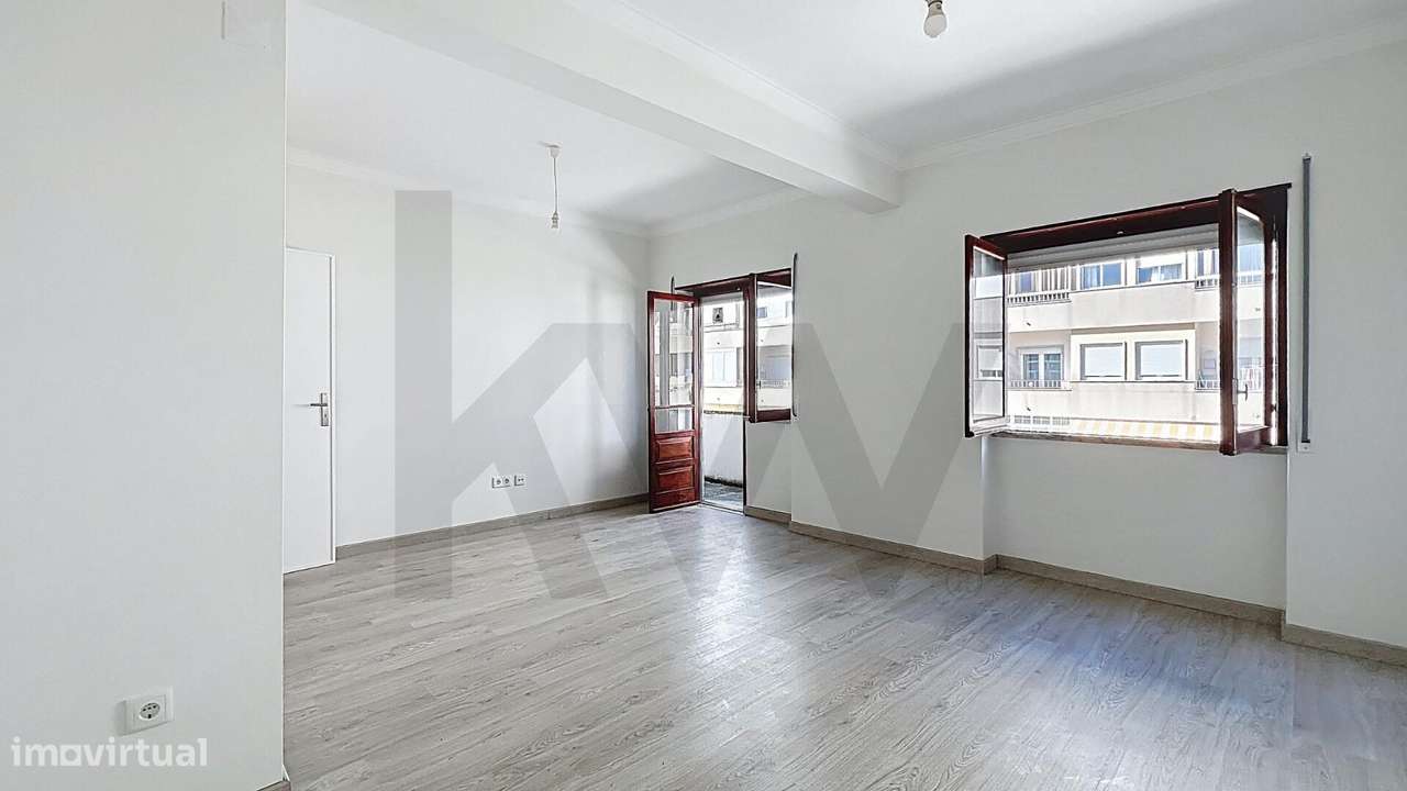 Apartamento T3 Totalmente Remodelado | Laranjeiro, Almada | Rua 8 de S - Grande imagem: 4/22