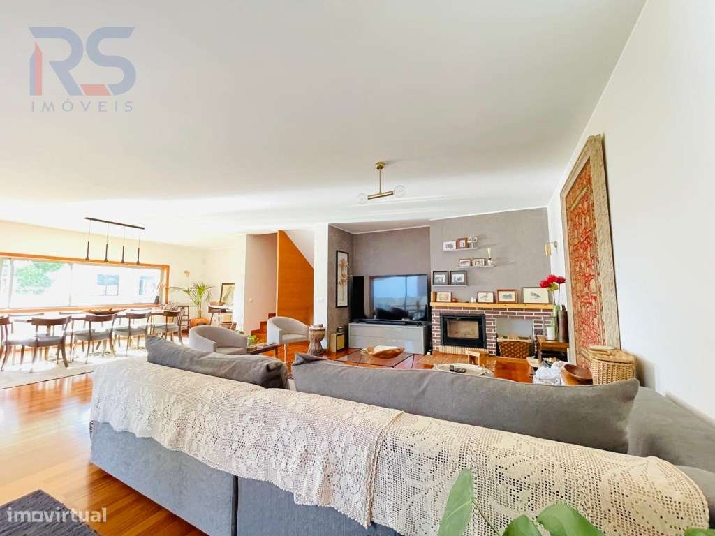 Moradia condomínio fechado T5-5