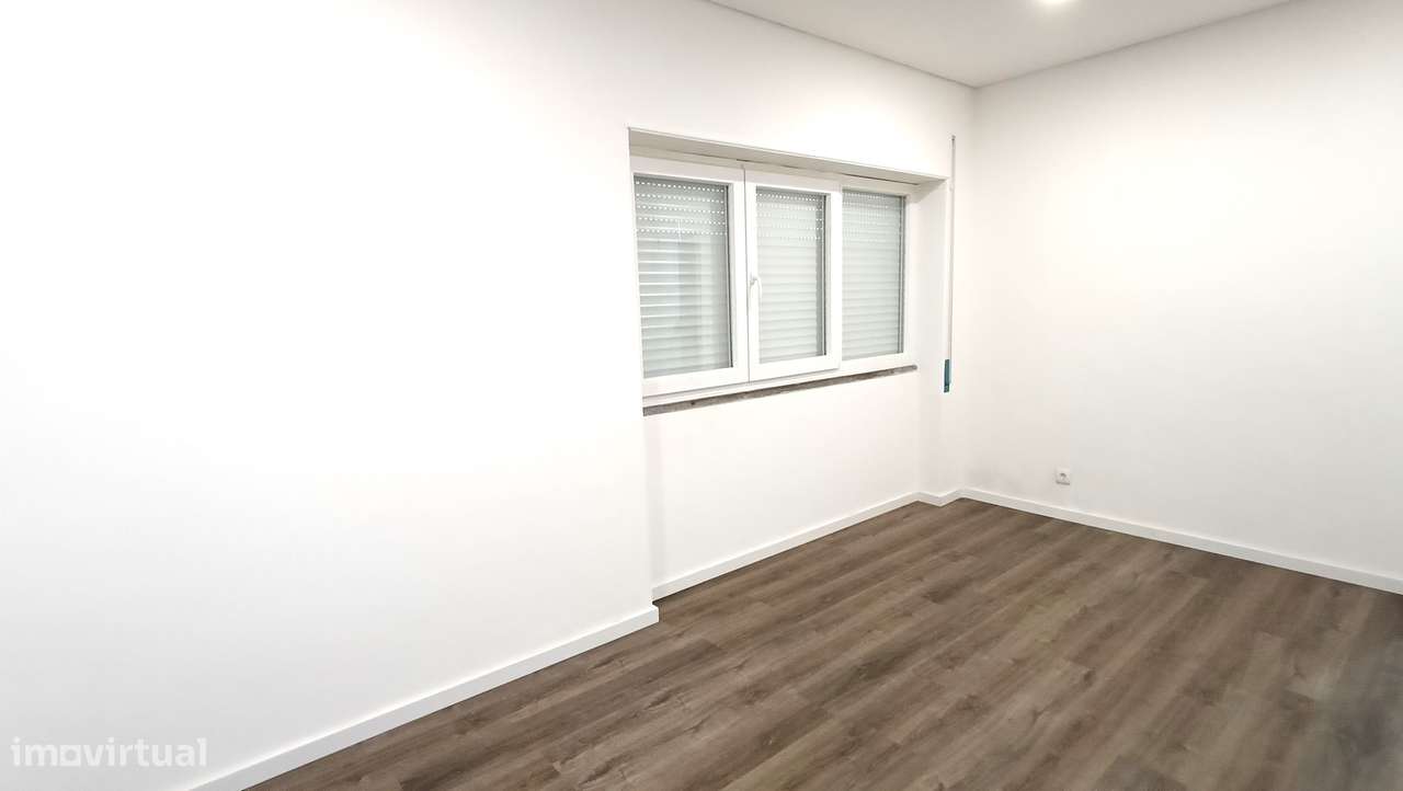 T2 remodelado de raiz, c/ 72 m2 | r/c Montijo.-6