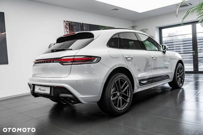 Porsche Macan T - 2