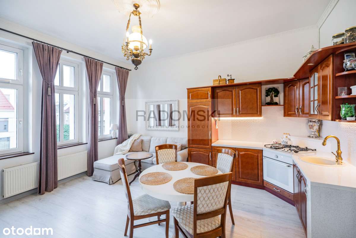 Mieszkanie w kamienicy w Oliwie - wysokie sufity!-0