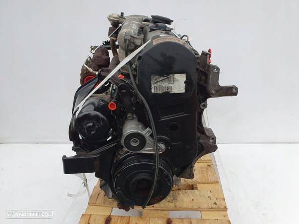 Motor VOLVO V70 S70 S80 2.5L 140 CV - D5252T - 1