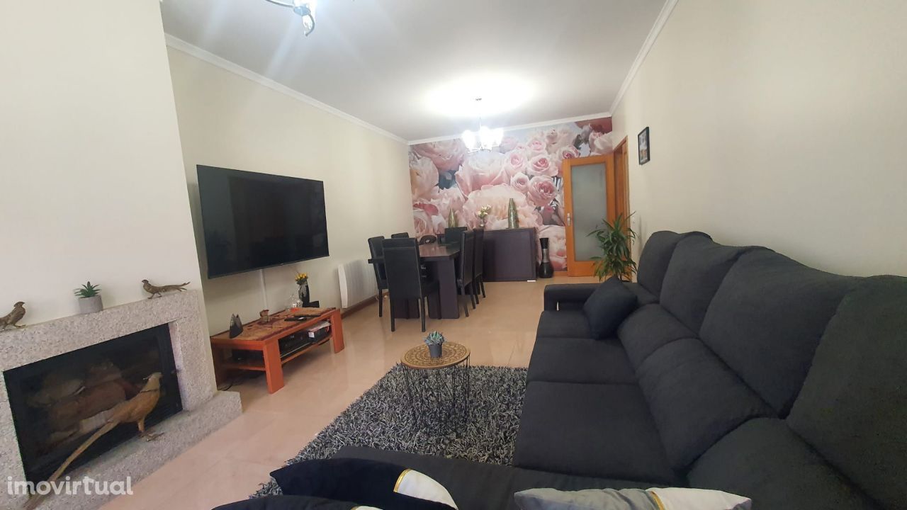 Apartamento T3 a 5min do centro da cidade de vila do conde com terraço