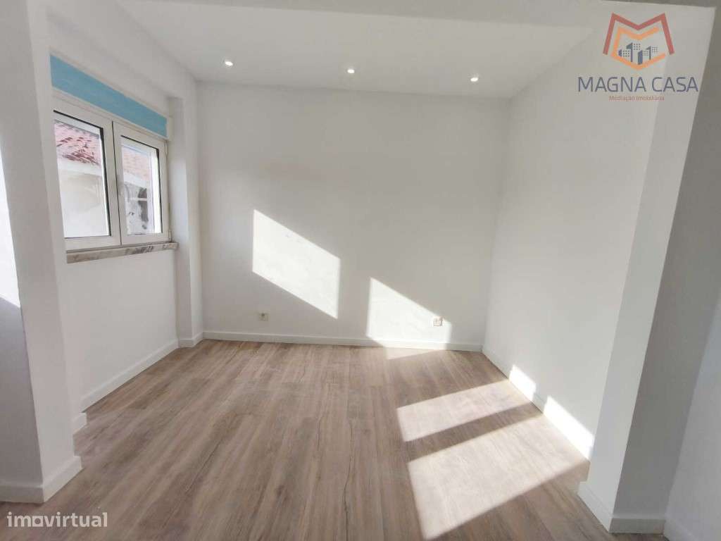 Apartamento T1 (2 assoalhadas) com arrecadação para venda em Porto ... - Grande imagem: 5/17