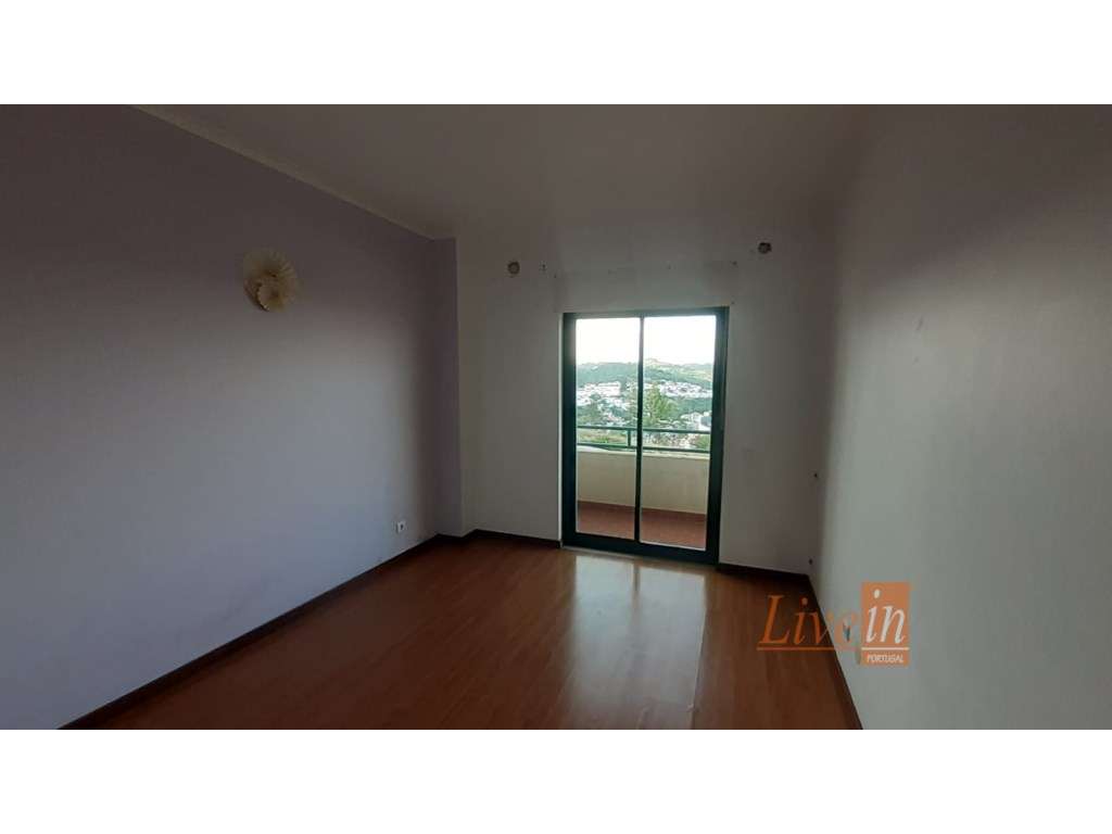Apartamento T3 em Alenquer com Vista Deslumbrante sobre a Vila Pito... - Grande imagem: 4/8