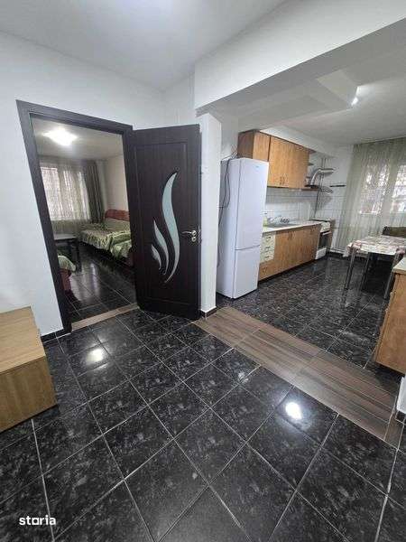 Proprietar inchiriez 2 camere Militari - Imagine principală: 5/8