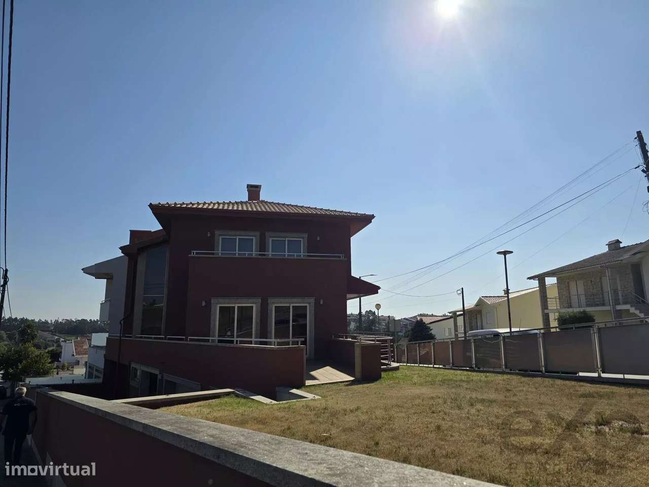 Espaçosa moradia T5 em Santa Maria da Feira - Grande imagem: 4/29