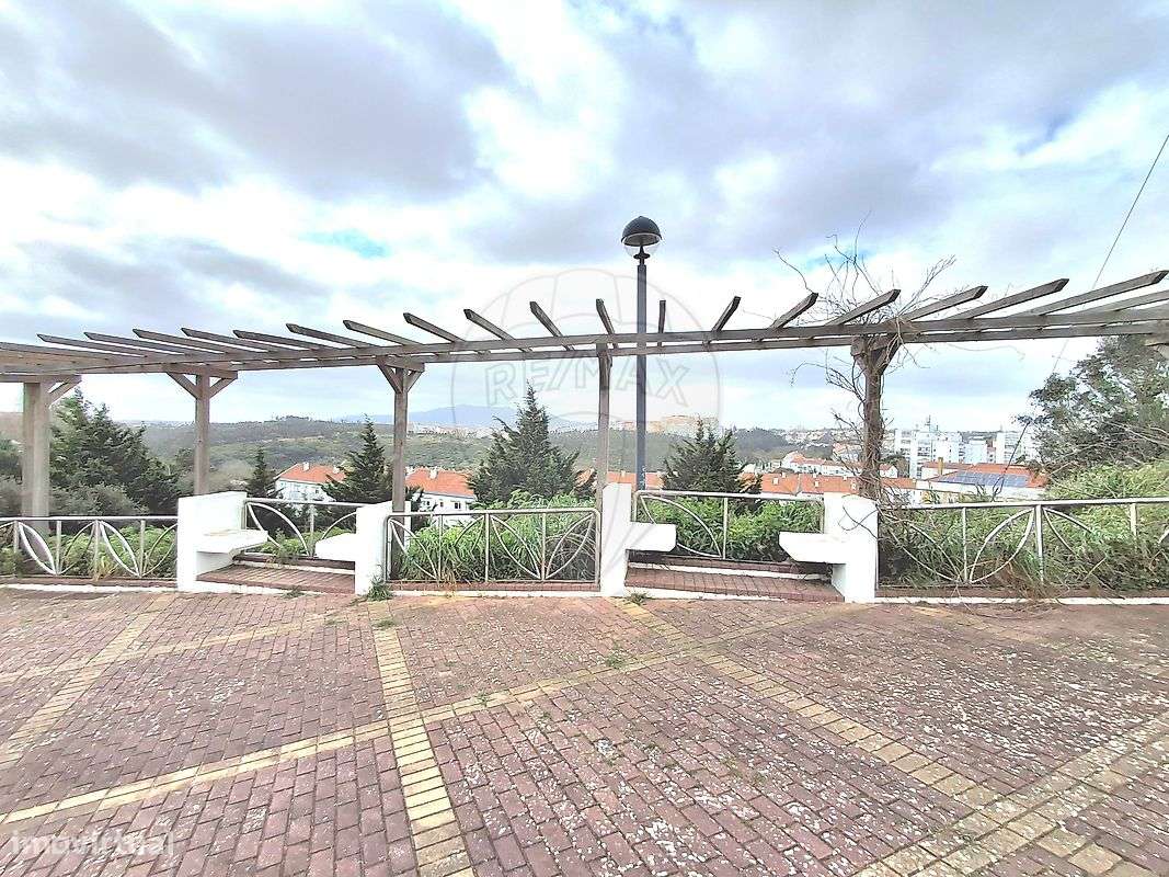 Moradia T2 para venda-15