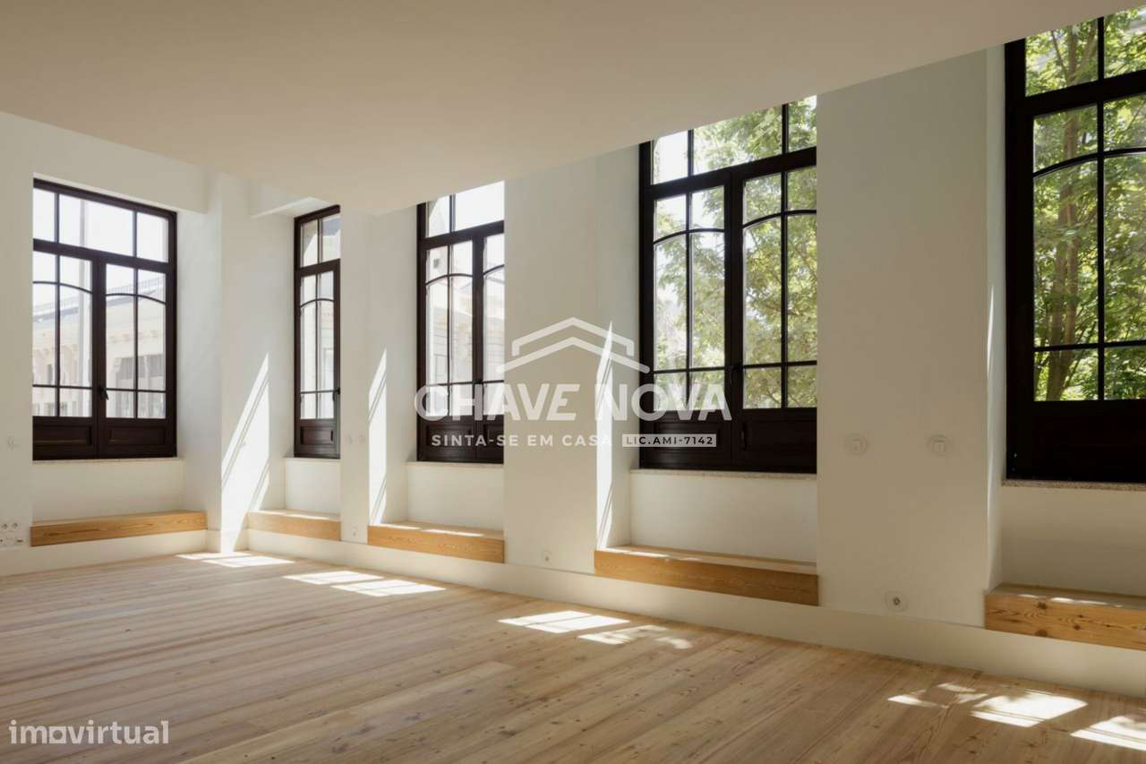T4 Novo c/ Terraço e Varanda no coração da baixa do Porto - Grande imagem: 3/24