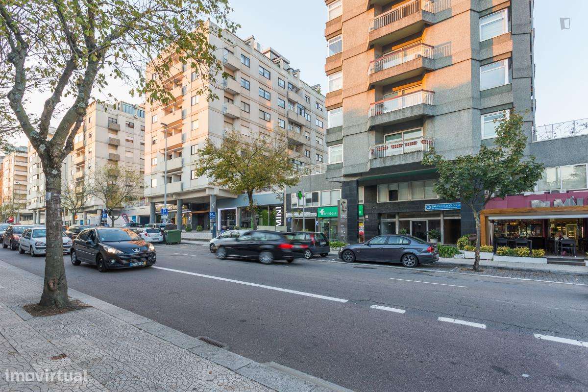 Apartamento com 1 quartos - localizado em Massarelos Porto - Grande imagem: 4/10