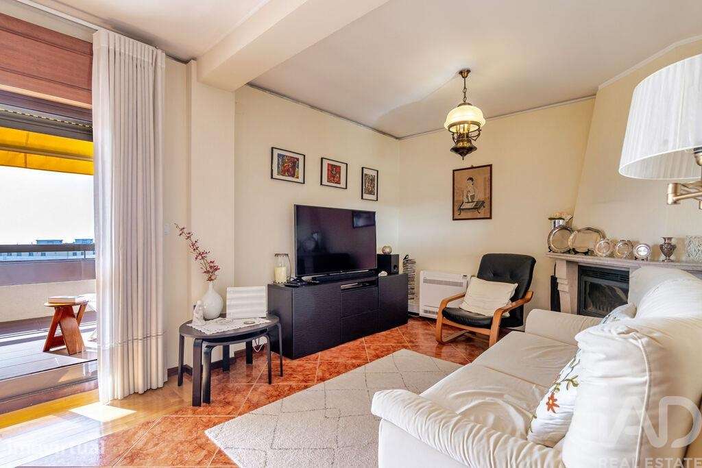 Apartamento T5 em Mafamude e Vilar do Paraíso - Grande imagem: 5/34