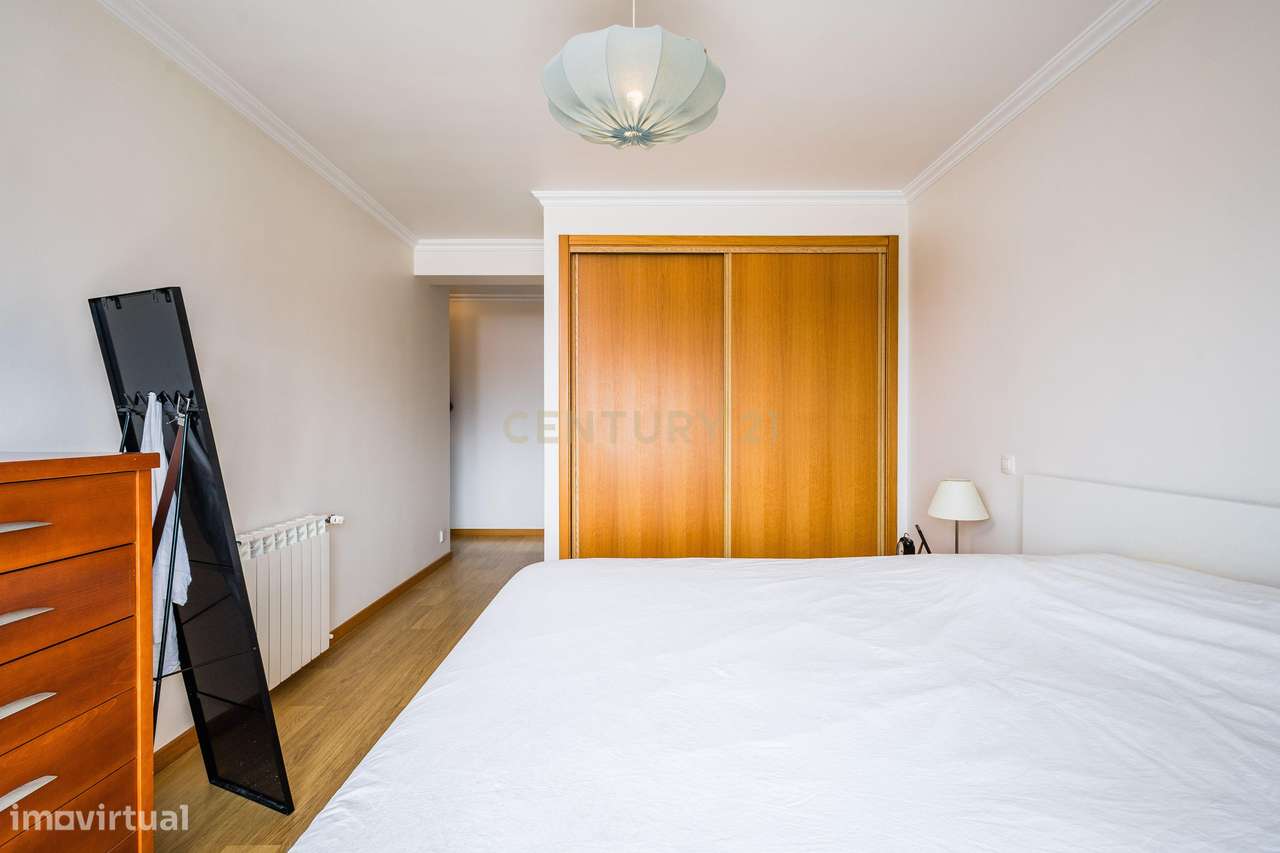 T3 com excelente exposição solar em Telheiro – Leiria-10