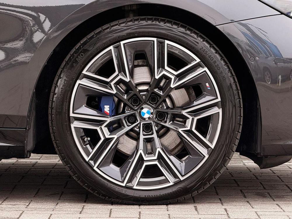 BMW Seria-5 520D XDRIVE M Sport Sport 2.0 Diesel 190 KM — zdjęcie 4