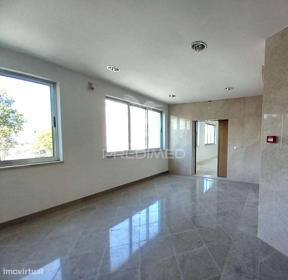 Escritório – Urbanização dos Plátanos, Abrantes. - Grande imagem: 5/19