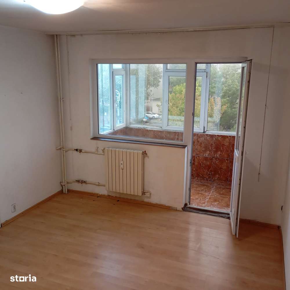 Piata Groapa apartament cu 2 camere-3