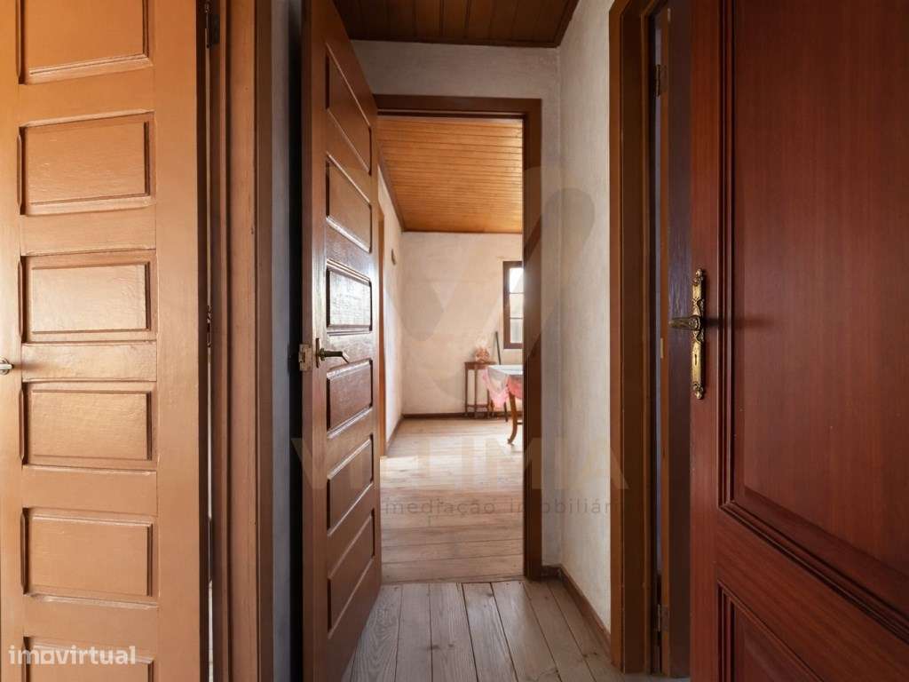 Propriedade com Casa Antiga T3 para Restauro - Beiral do Lima-8