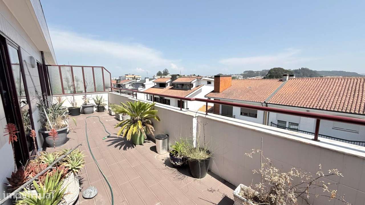 Apartamento T2+1 Duplex, Rechousa - VNGaia-16