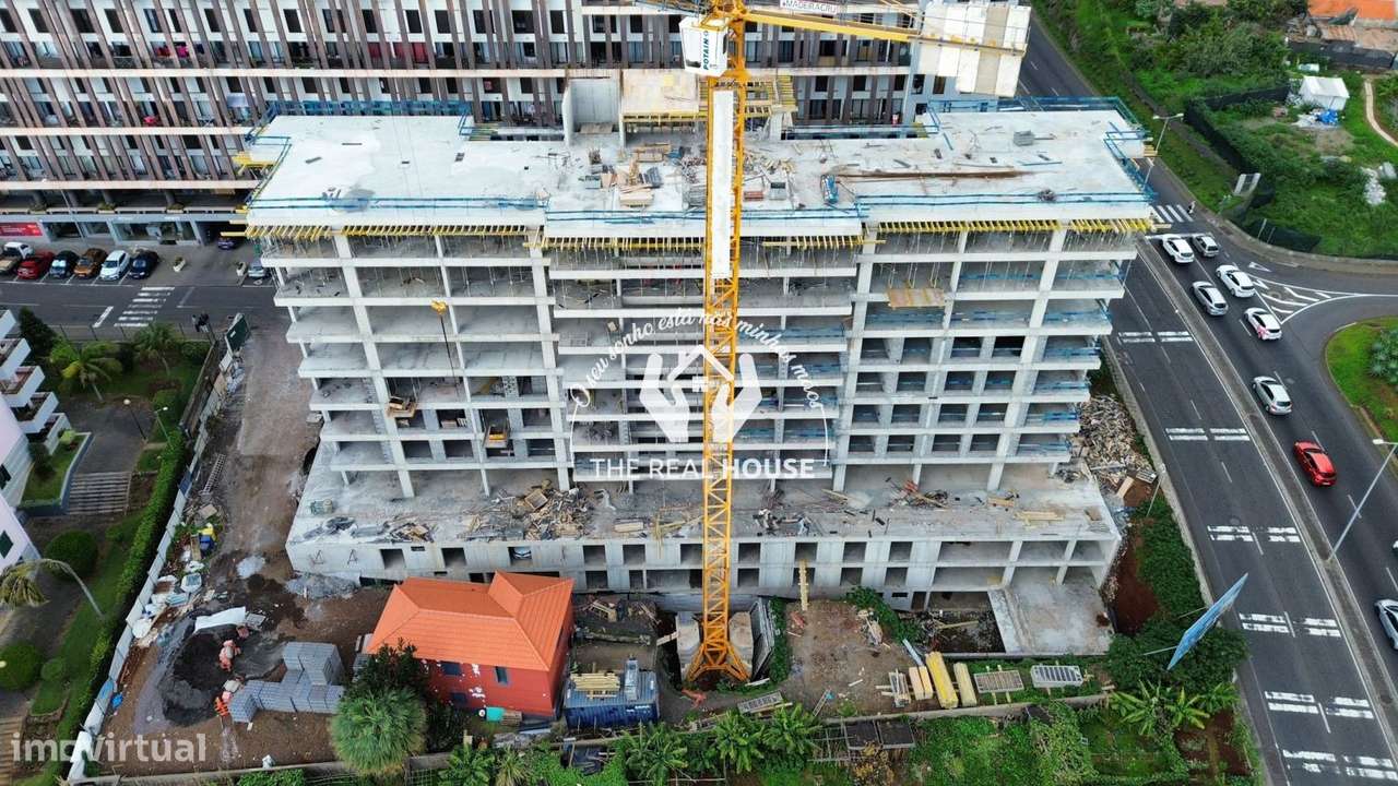 UPTOWN 32 _ T1 no Funchal - Grande imagem: 4/17