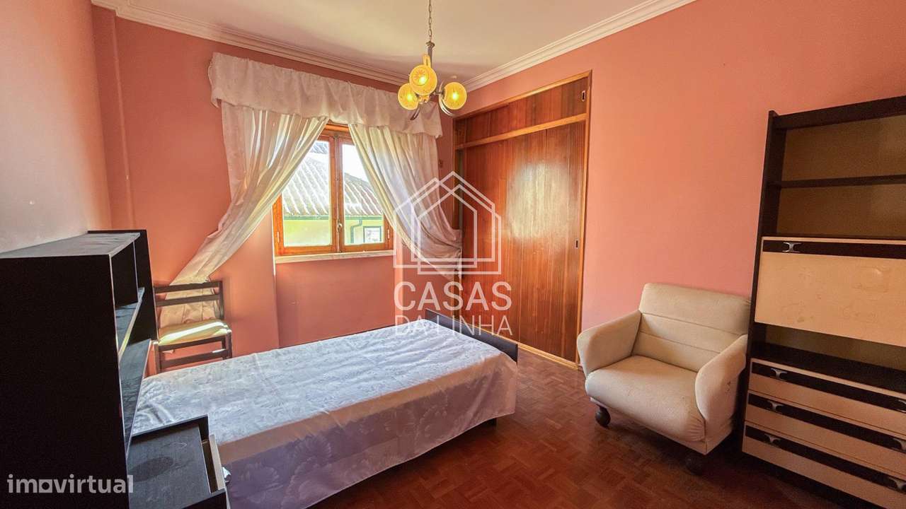 Moradia Independente T5 em Vila Fria - Porto Salvo-28