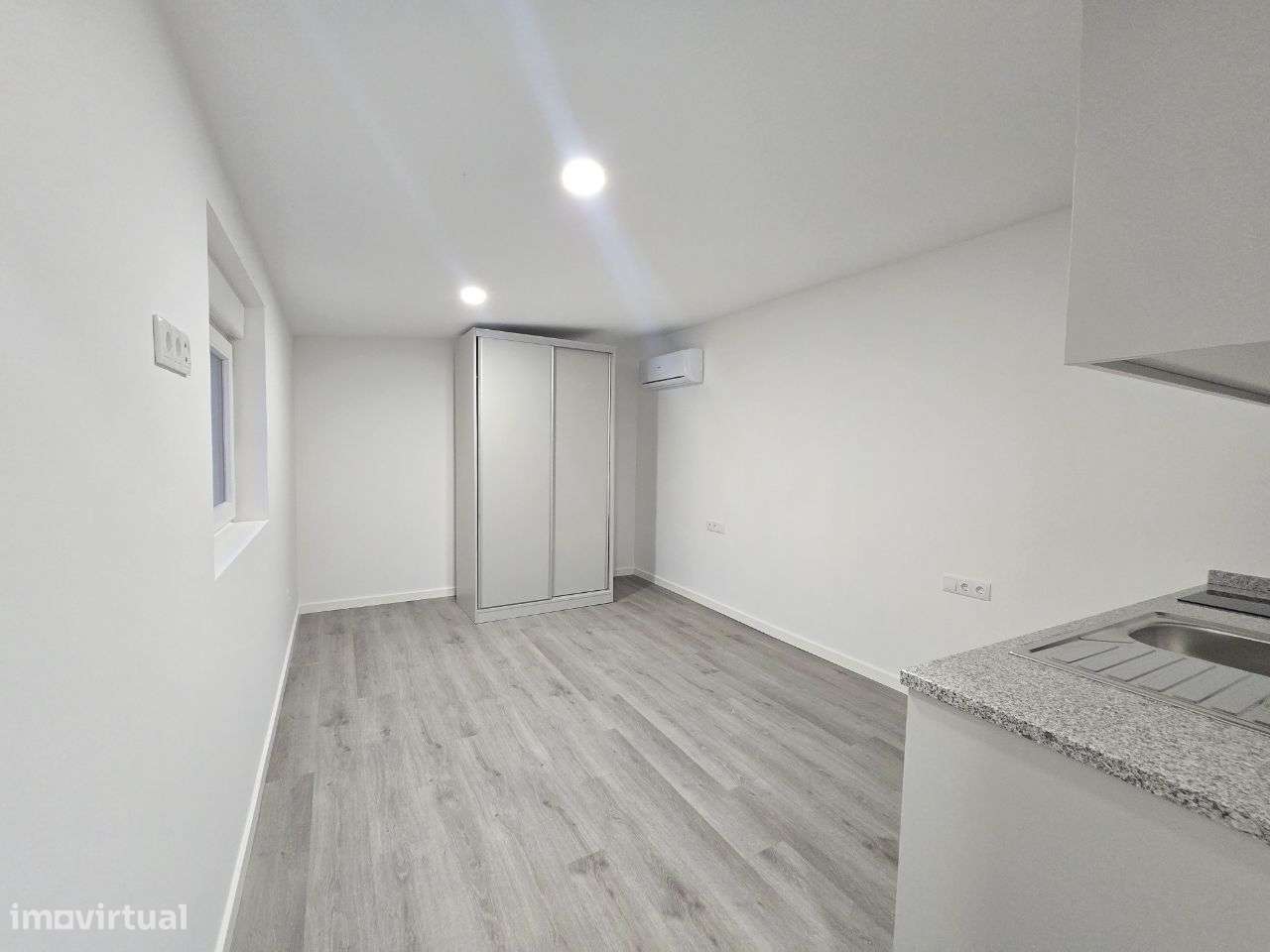 Moradia renovada V6 a apenas 100 metros da praia da Torreira-23