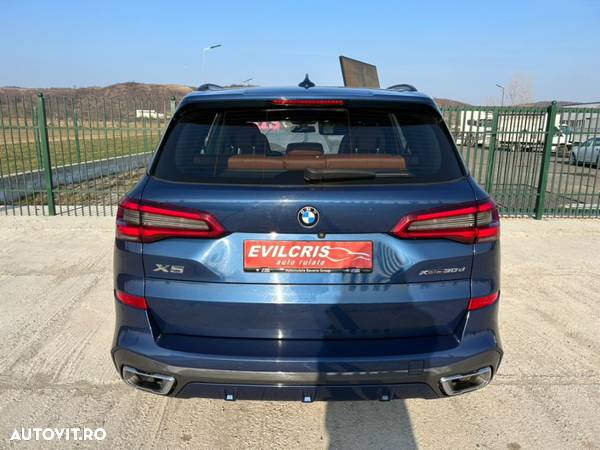 BMW X5 xDrive30d - 13