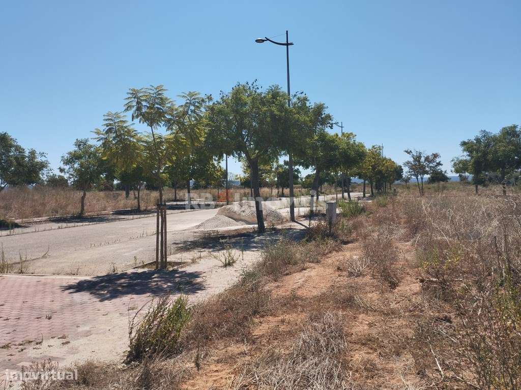 Terreno urbano para construção - Quinta da Capela, Entroncamento - Grande imagem: 2/13