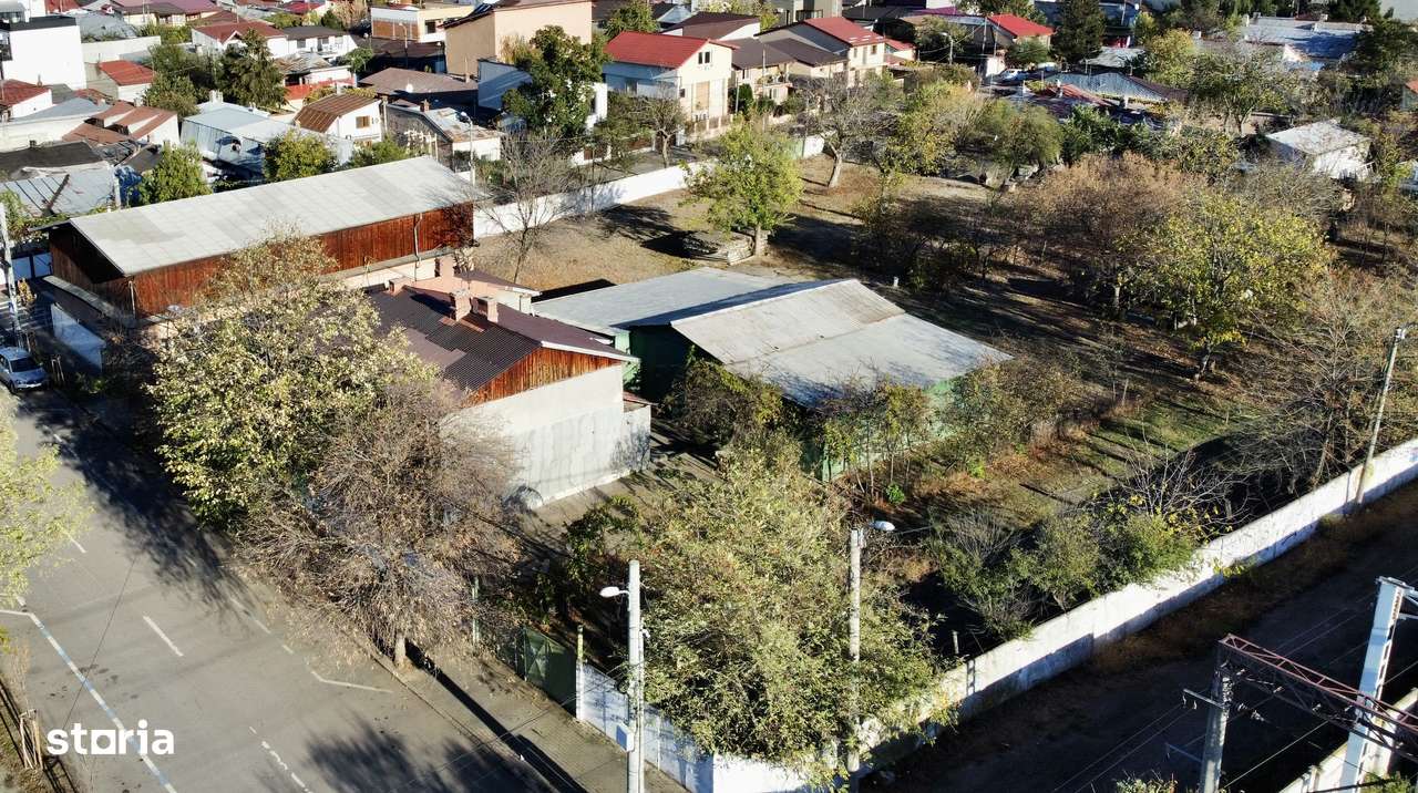 teren intravilan + clădiri industriale + casă rezidențială - Imagine principală: 1/12