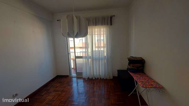 Apartamento T3 Duplex no centro do Cartaxo-10