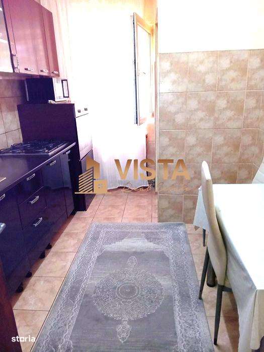 Apartament 2 camere, decomandat, parter inalt. Zona Racadau - Imagine principală: 4/7