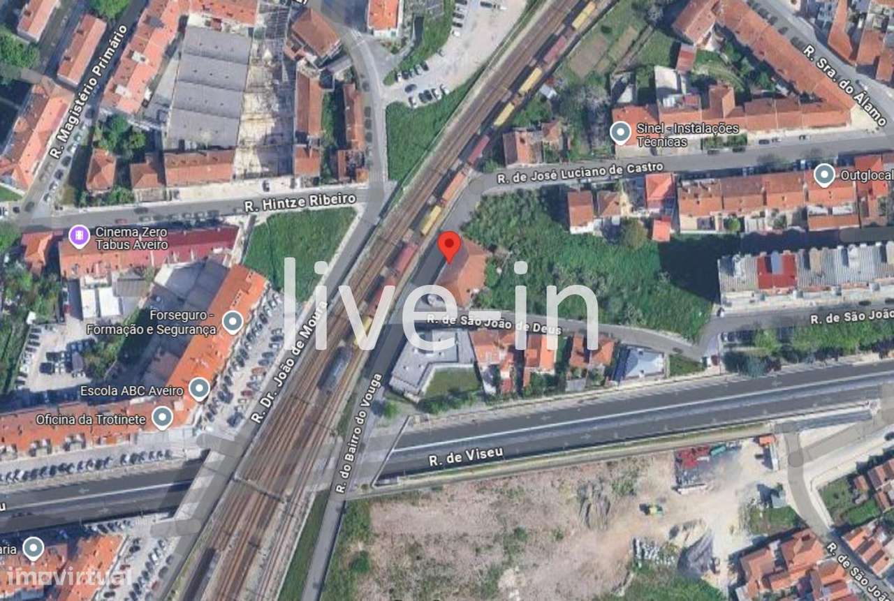 Prédio urbano com viabilidade de construção-4