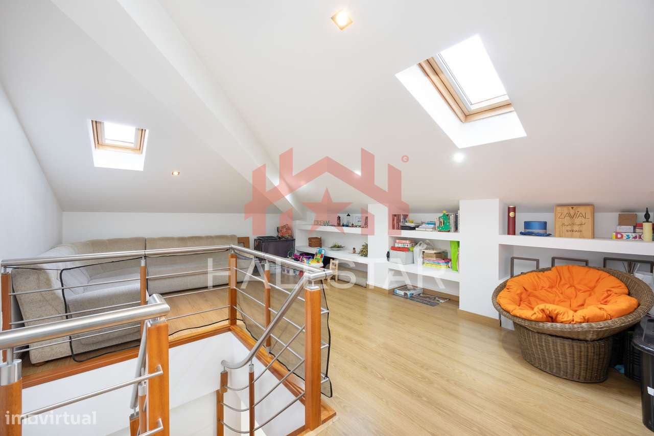 Apartamento T2+1 Duplex / Casal dos Matos-7