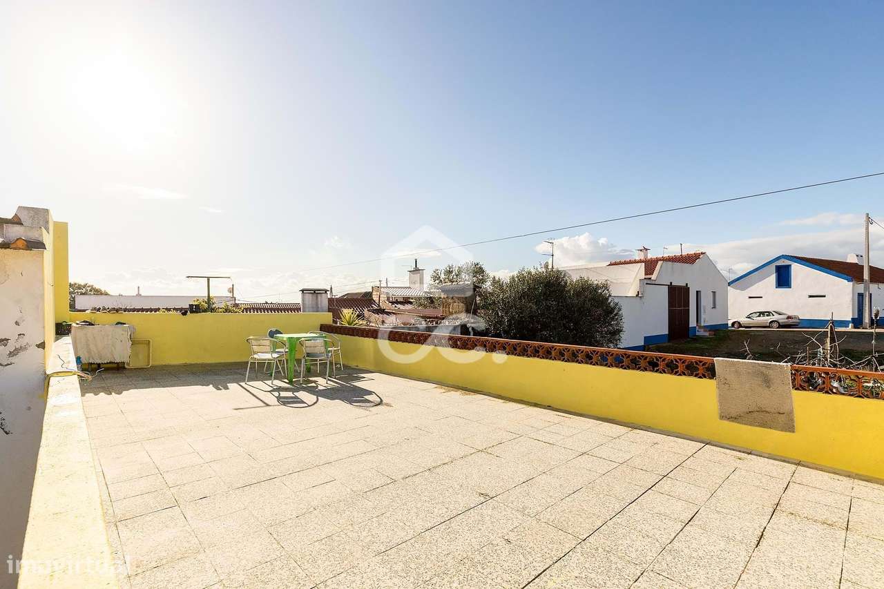 Moradia T5 c/ Espaço Exterior, Garagem e Terraço | Torrão, Alcácer do-24