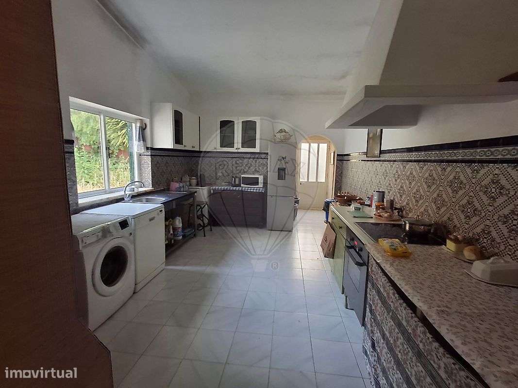 Moradia T4 para venda-12