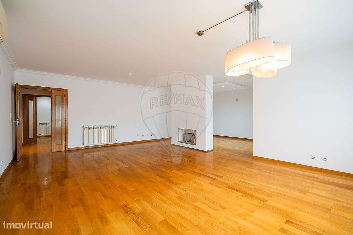 Apartamento T4 para arrendamento - Grande imagem: 2/26