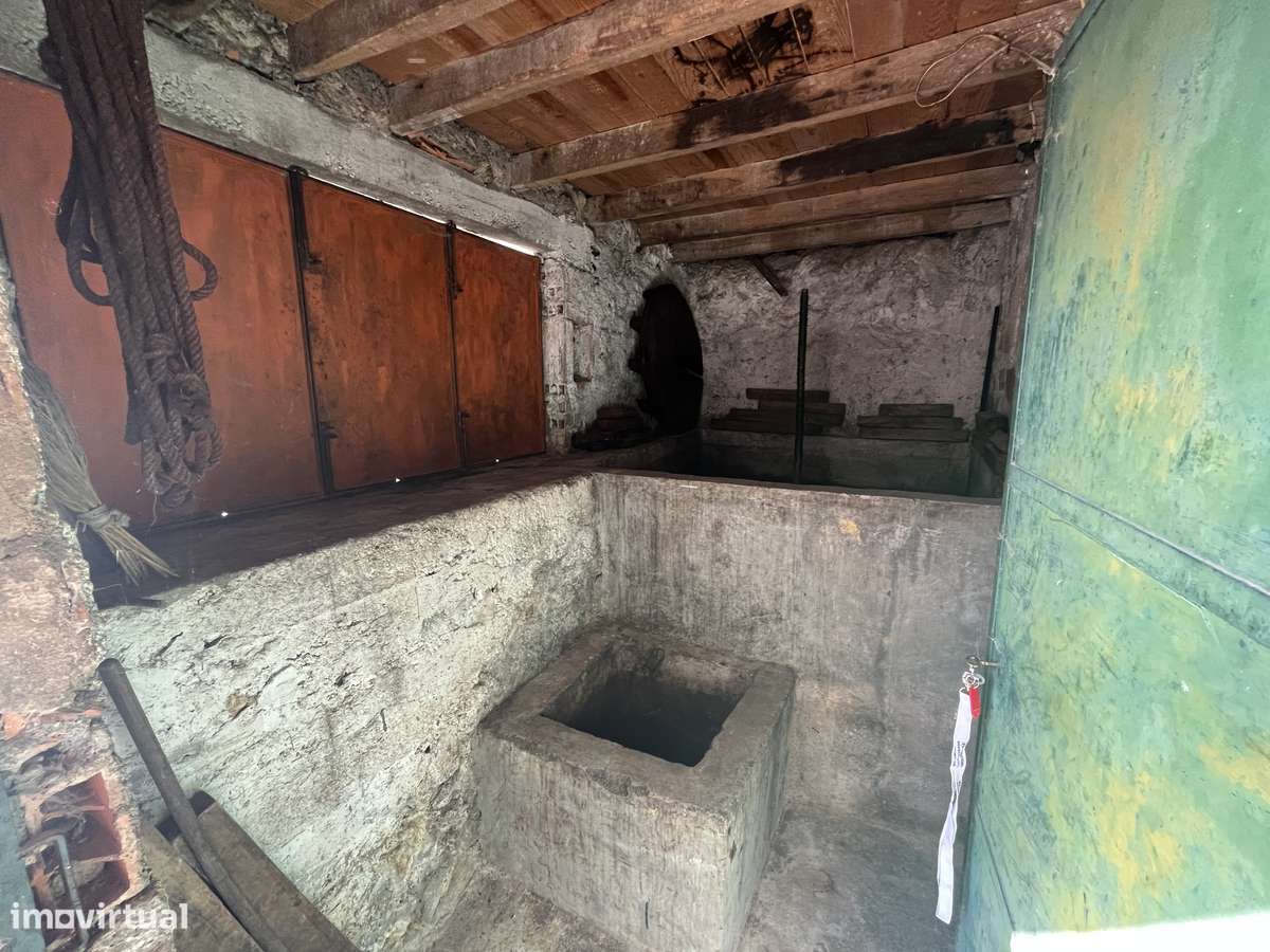 Vivenda no centro histórico de Rio de Moinhos - Grande imagem: 4/19