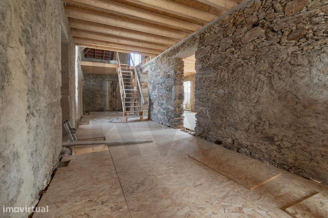 Palacete | Várias frações | PROJETO APROVADO| Vila Cucujães – OAZ!-13