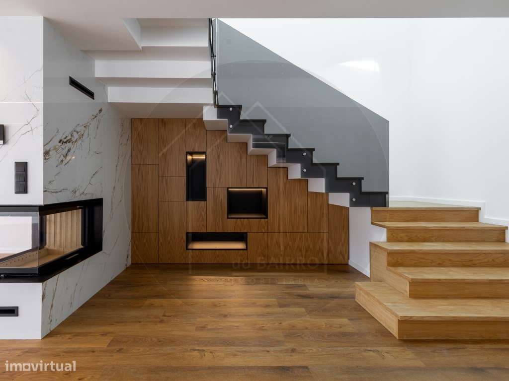 Moradia T4 com Piscina, design moderno, em Vila Nova de Gaia-43