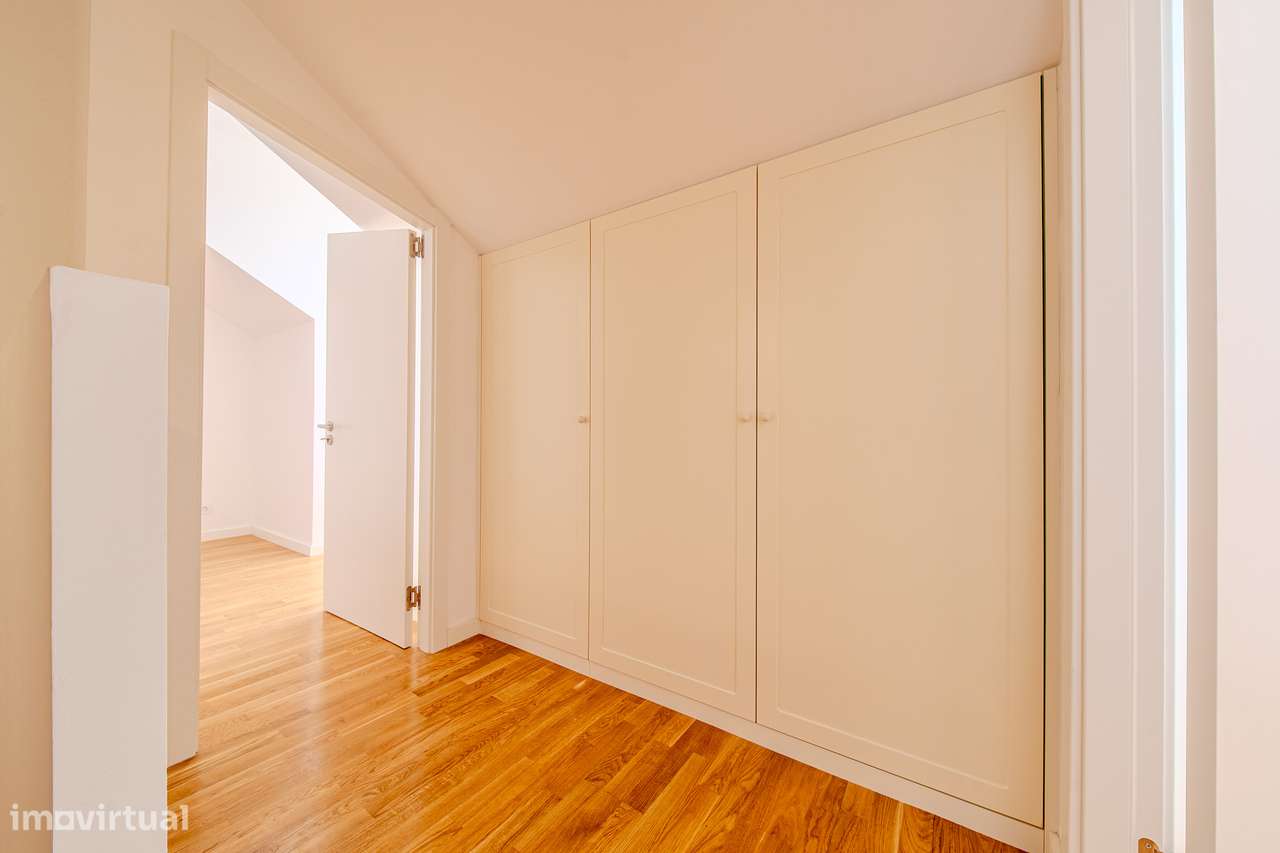 T2 Duplex com 2 suites nas Avenidas Novas | Novo e exclusivo-12