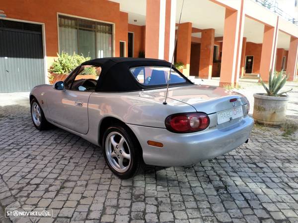 Mazda MX-5 1.6 - 9