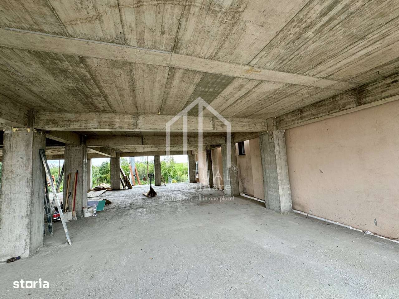 Spatiu comercial in suprafata de 79mp, vad stradal, zona Turnisor - Imagine principală: 4/12