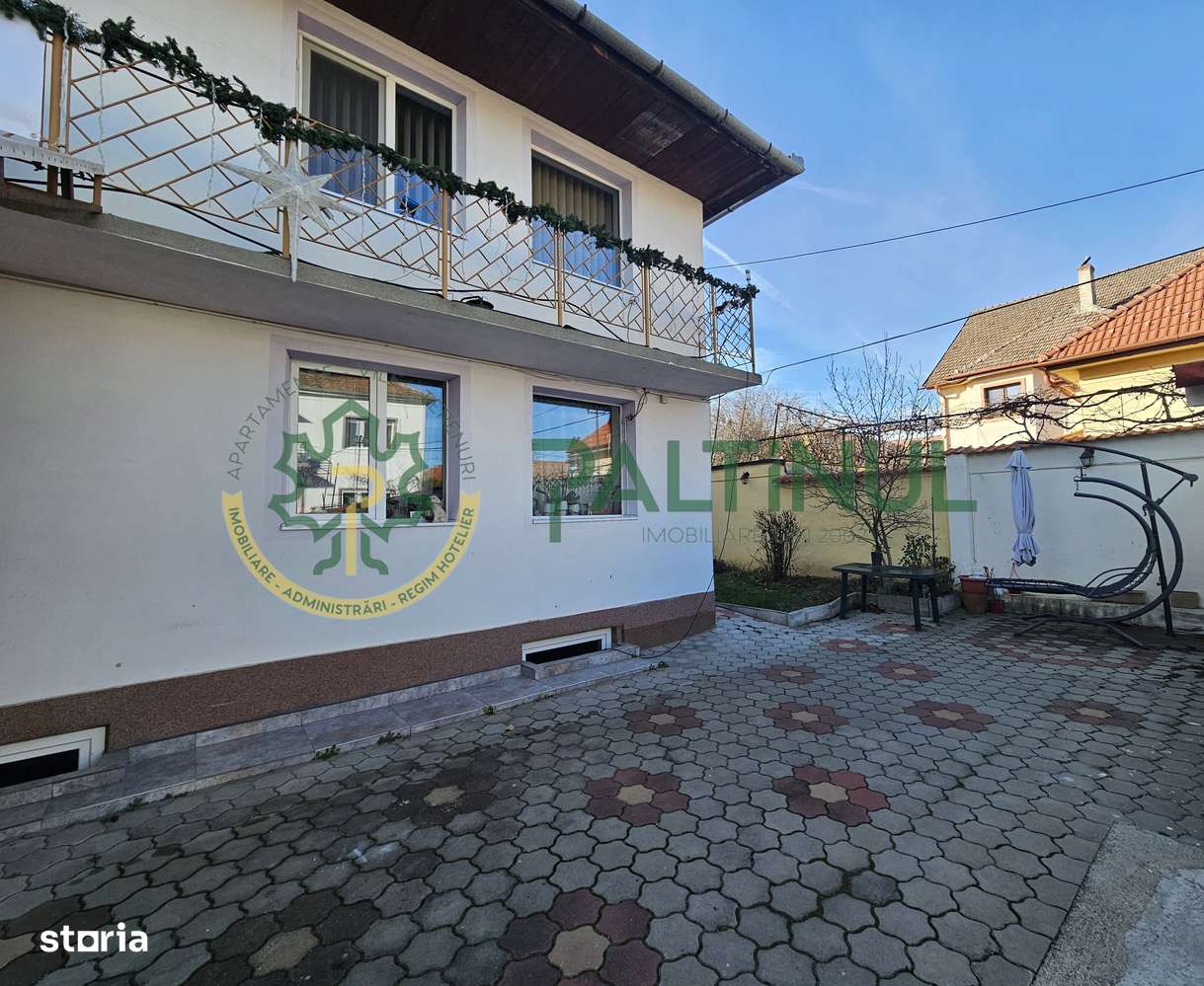 Casă spațioasă, retrasă de la stradă, într-o zonă liniștită din Sibiu-6