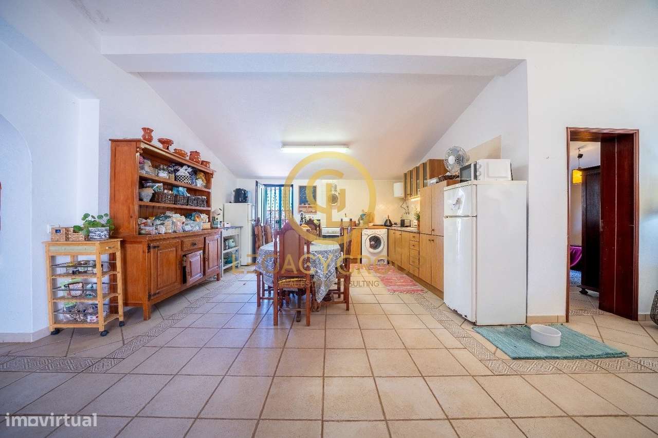 Moradia térrea isolada com 4 quartos e Piscina em Assumadas -Tunes - Grande imagem: 4/29